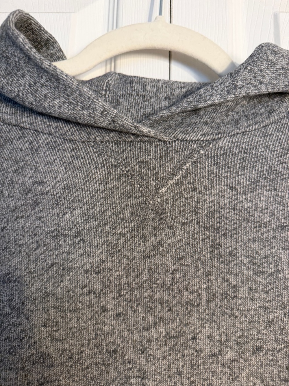 J crew 100% cotton hoodie. Gray size medium - Picture 2 of 9